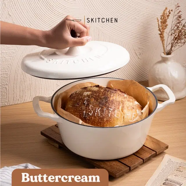 Aurora Dutch Oven Food_Buttercream