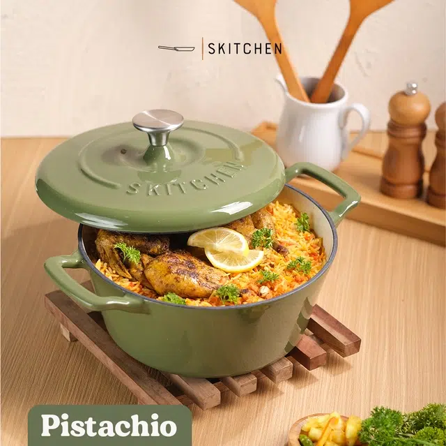 Aurora Dutch Oven Food_Pistachio